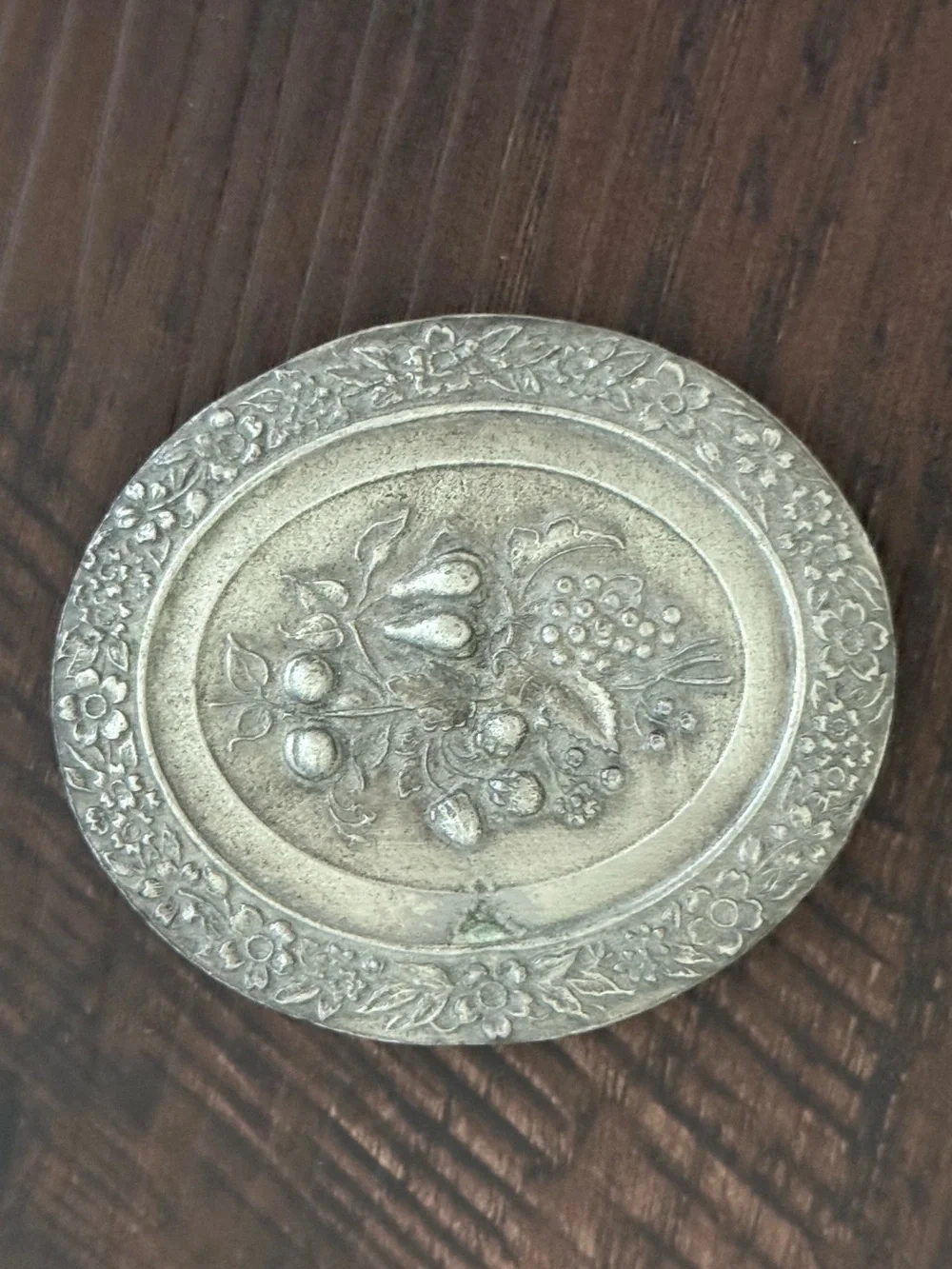 Vtg Belt Buckle Ornate Oval Metal Womens Floral Fruit Silver Tone Western Cowboy